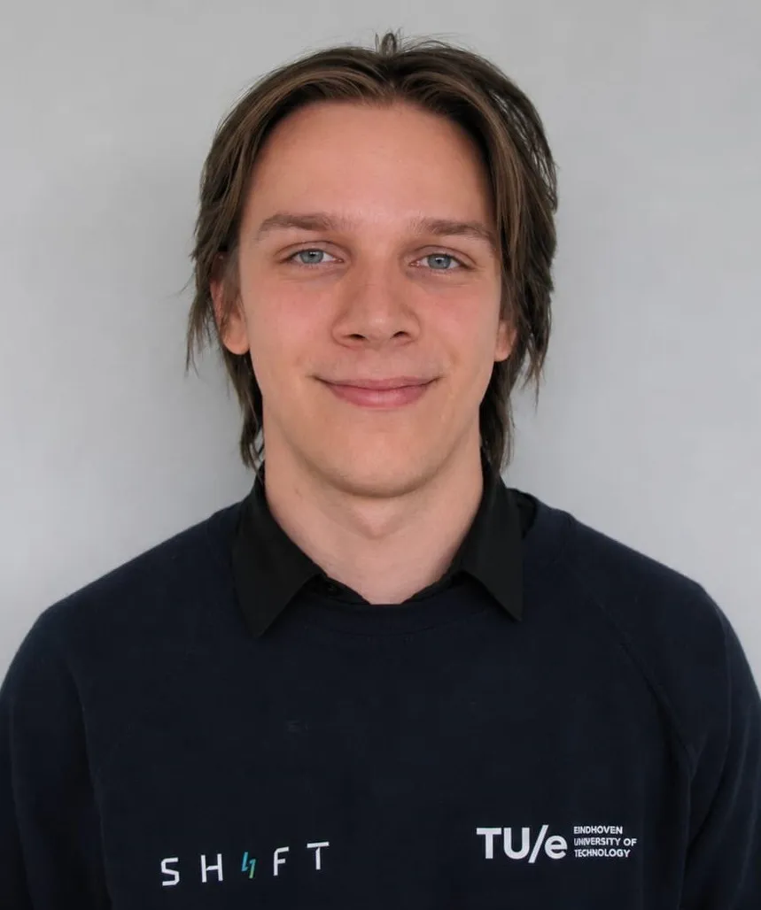 Robert Koszlajda — Simulations, Team SHIFT